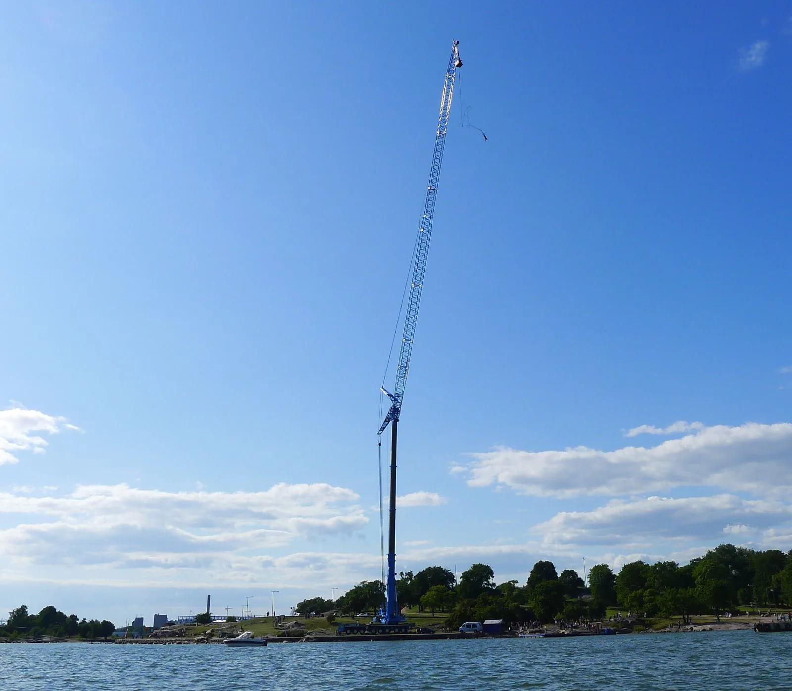 Bungee jumping in Helsinki photograph