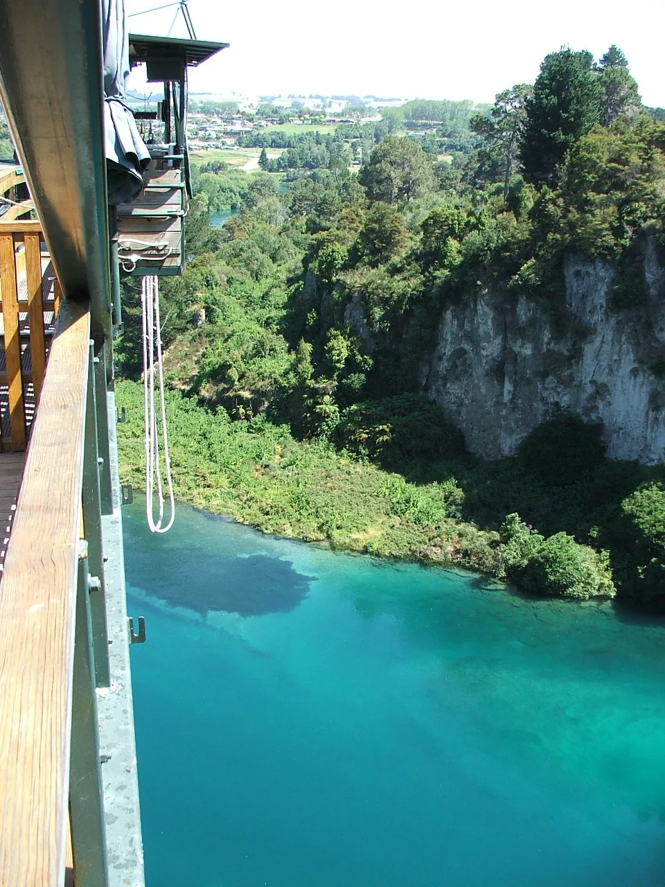 Bungy jump in Taupo panoramio Thajsko photograph