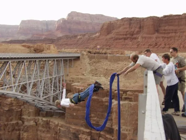 Bungee Jumping 620x465 photograph