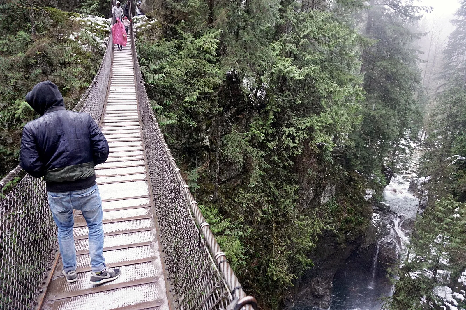Pregnant? Why Most Bungee Operators Say No (and Rare Exceptions)