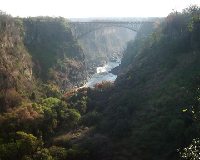 Victoria Falls: Jump Morning, Sunset Boat, and a Real Rest Day — supporting image